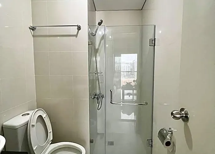 Luxury Condotel Across Naia Airport Hotel